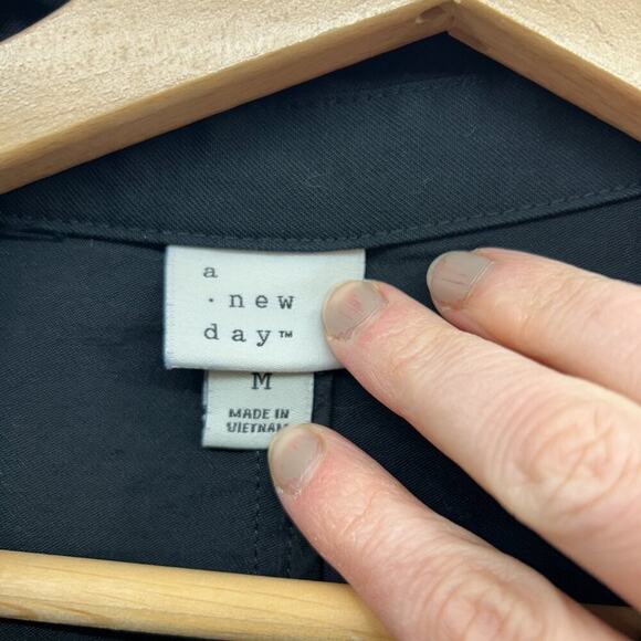 A New Day Neutral Black Single Button Collared Lightweight Blazer Jacket Medium - Picture 5 of 6